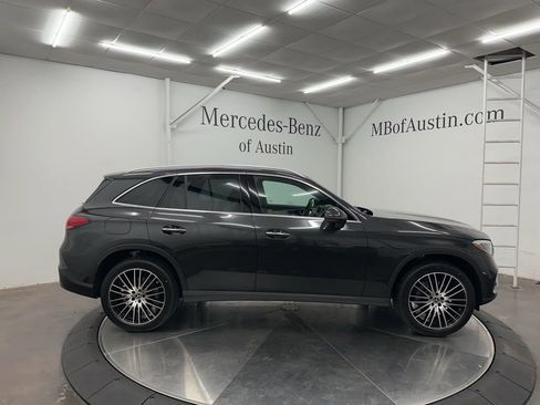 Used 2026 Mercedes-Benz GLC 300 GLC 300 image 8