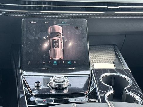 Used 2026 Cadillac Escalade ESV Sport image 4