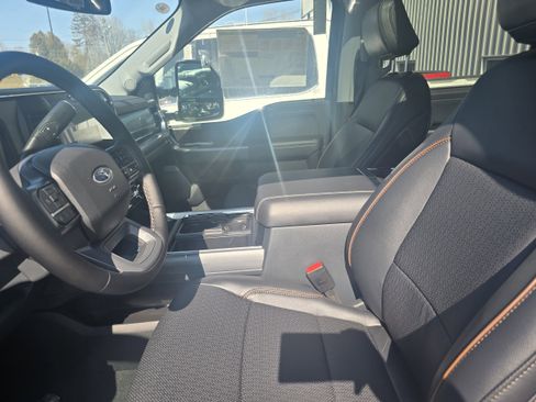 New 2025 Ford F350 Lariat w/ Lariat Ultimate Package image 10