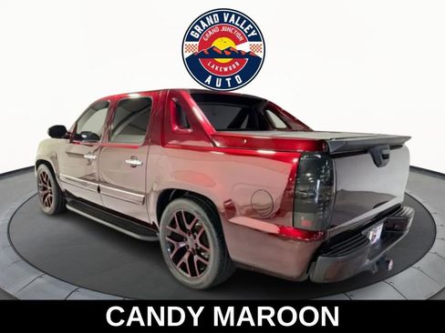 Used 2007 Chevrolet Avalanche LS image 8