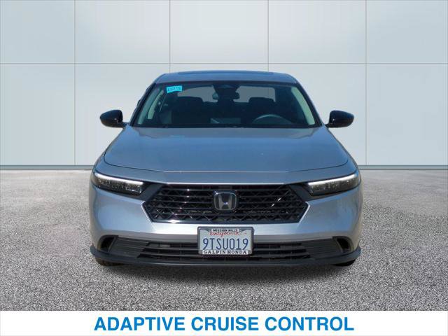 Certified 2025 Honda Accord SE image 3