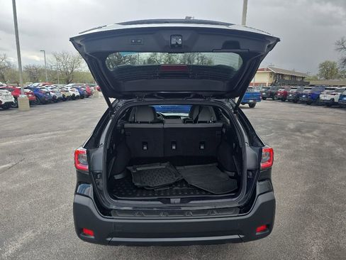 Certified 2025 Subaru Outback Premium AWD/4WD image 8