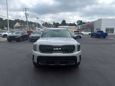 Used 2024 Kia Telluride EX X-Line AWD/4WD image 2