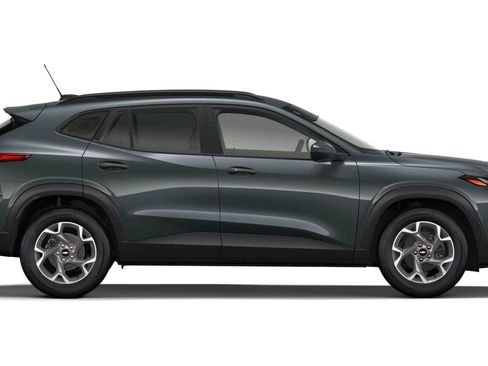 New 2026 Chevrolet Trax LT w/ LT Convenience Package FWD image 42
