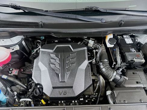 Certified 2024 Kia Carnival SX Prestige image 34