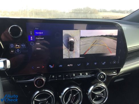 Used 2024 Chevrolet Blazer EV LT image 43