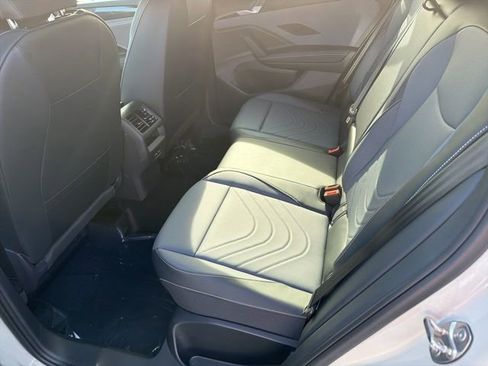 New 2026 Volkswagen Tiguan SE R-Line image 6