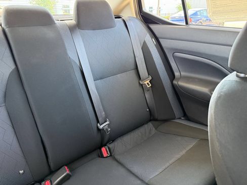 Used 2025 Nissan Versa SV FWD image 36