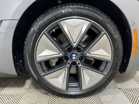 New 2026 BMW i4 xDrive40i w/ Premium Package image 18