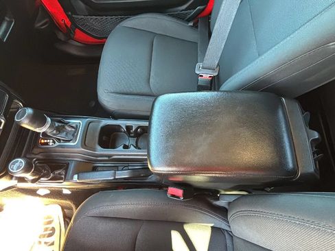 Used 2023 Jeep Gladiator Sport AWD/4WD image 29