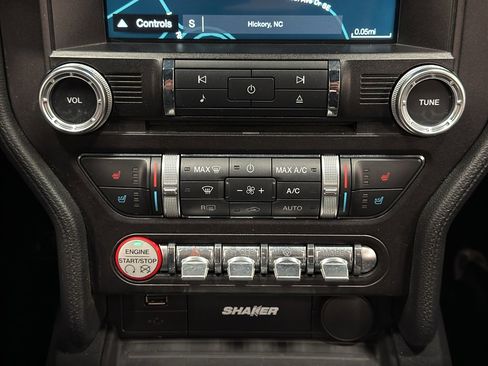 Used 2016 Ford Mustang GT Premium image 26