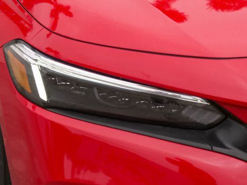 Used 2023 Honda Civic Sport image 4