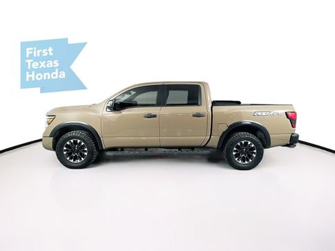 Used 2021 Nissan Titan PRO-4X w/ Pro-4x Convenience Package image 4