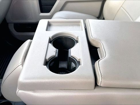 Used 2019 Ford F250 XL w/ Power Equipment Group image 18