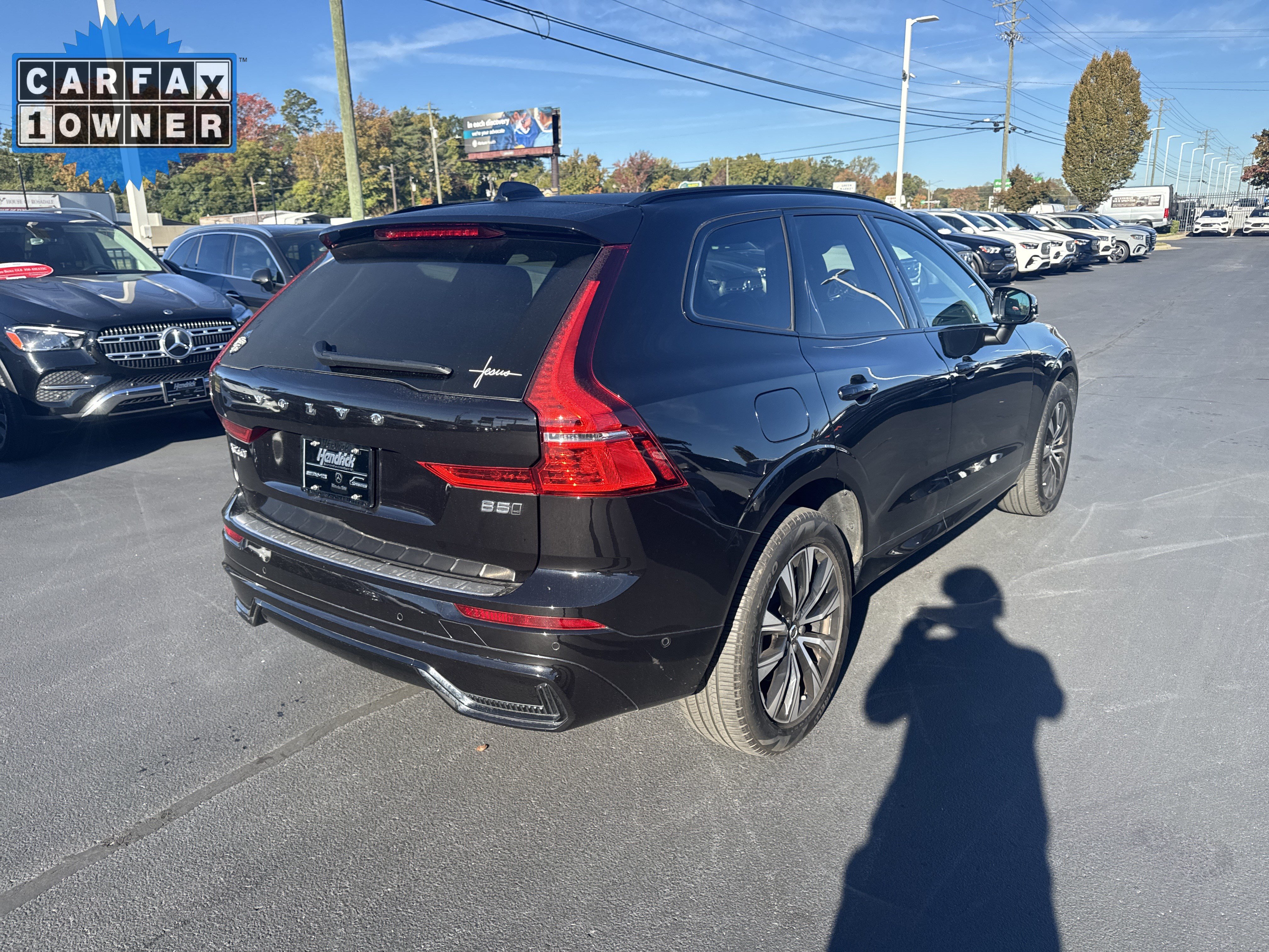 Used 2024 Volvo XC60 B5 Plus w/ Protection Package Premier AWD/4WD image 10