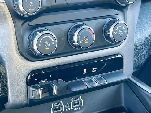 Certified 2020 RAM 1500 Big Horn AWD/4WD image 15