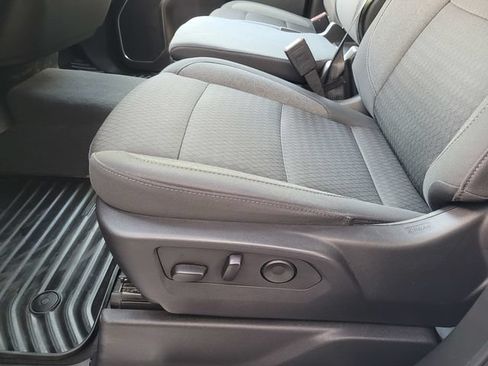 Used 2025 Chevrolet Silverado 2500 LT w/ Convenience Package AWD/4WD image 23