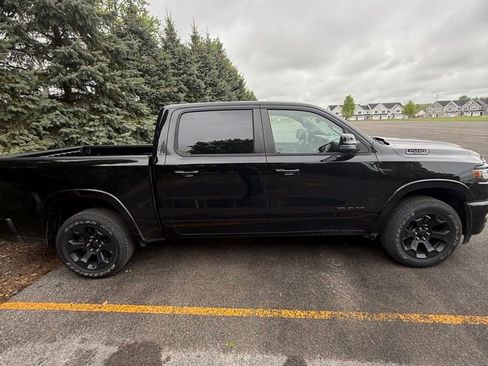 Used 2025 RAM 1500 Big Horn AWD/4WD image 1