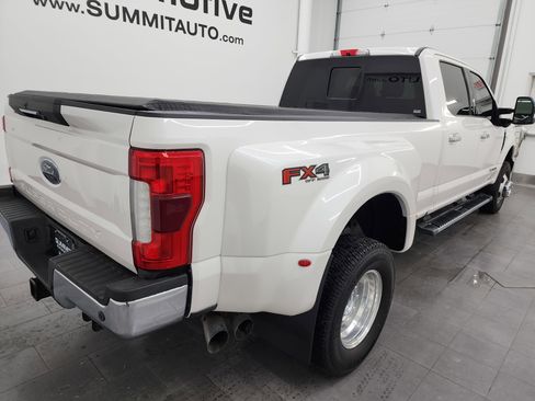 Used 2019 Ford F350 Lariat w/ Lariat Ultimate Package image 4