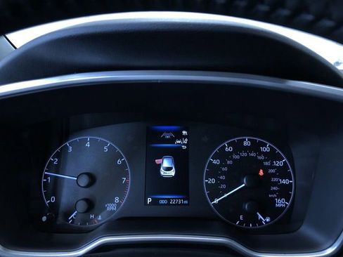 Used 2023 Toyota Corolla SE FWD image 31