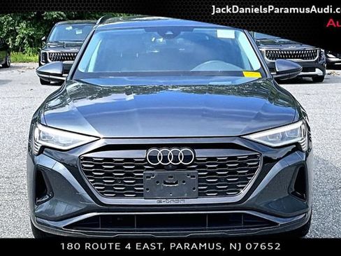 Used 2024 Audi Q8 e-tron Premium AWD/4WD image 3