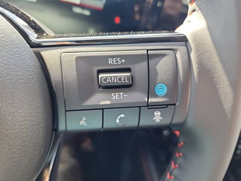 New 2026 Nissan Kicks SR w/ Cold Weather Package image 17