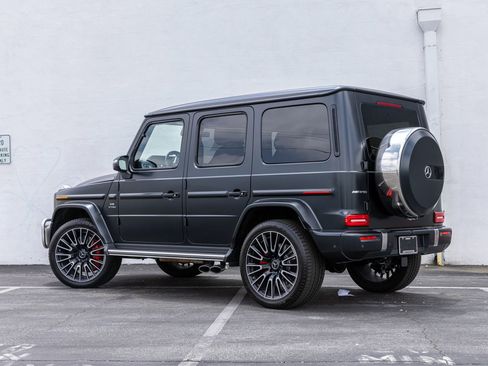 Used 2025 Mercedes-Benz G 63 AMG 4MATIC image 5