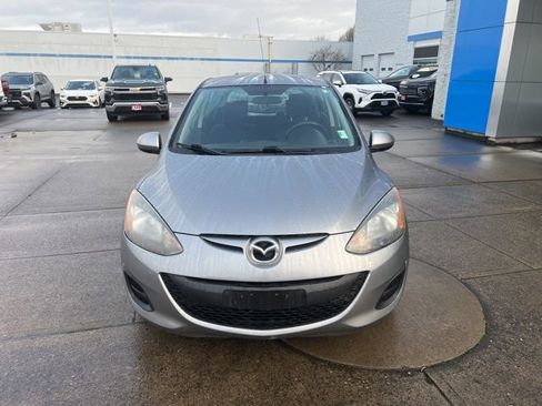 Used 2014 MAZDA MAZDA2 Sport image 2