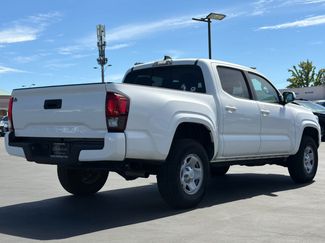 Used 2022 Toyota Tacoma SR w/ SR Convenience Package RWD video 2