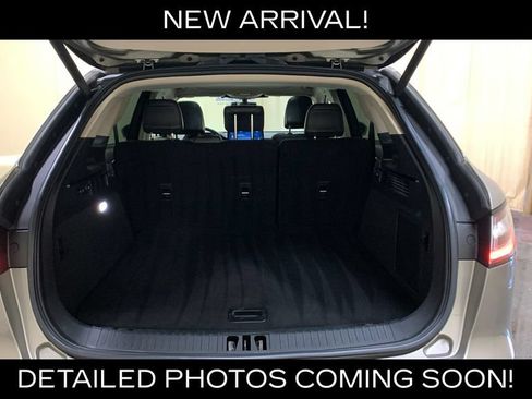 Used 2023 Lincoln Nautilus Reserve AWD/4WD image 18