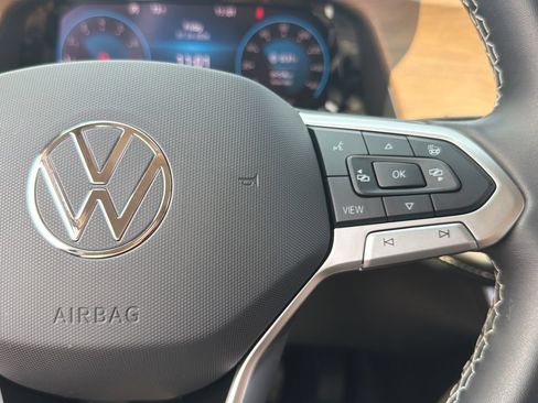 Certified 2024 Volkswagen Atlas SE AWD/4WD image 12