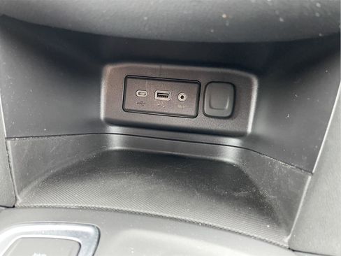 Used 2024 Chevrolet Equinox LT w/ LPO, Floor Liner Package image 30