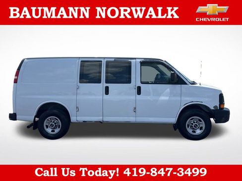 Used 2007 GMC Savana 2500 RWD image 8