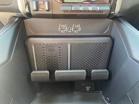 New 2026 RAM 1500 Big Horn AWD/4WD image 16