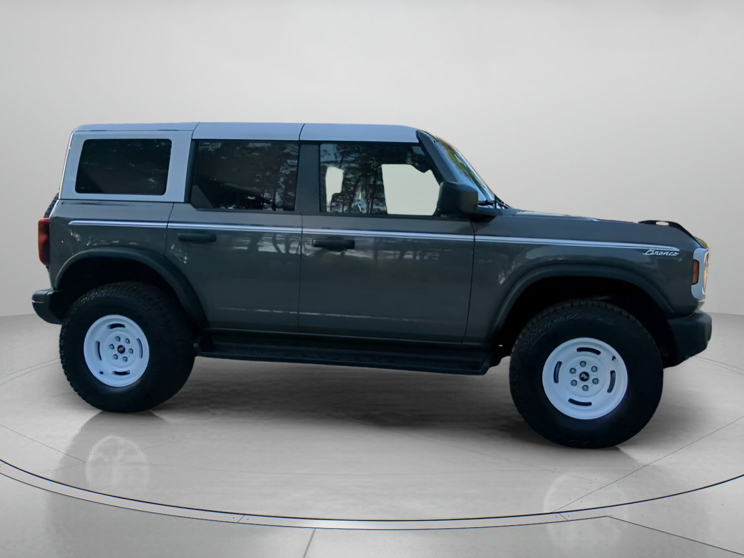 New 2026 Ford Bronco Heritage Edition AWD/4WD image 37