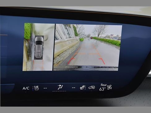 Used 2025 Buick Enclave Avenir w/ Super Cruise Package AWD/4WD image 26