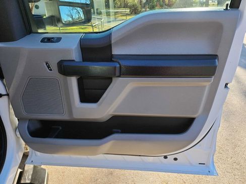 Used 2020 Ford F250 XL w/ STX Appearance Package image 32