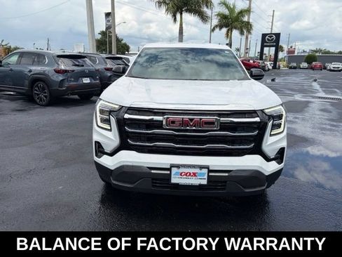 Used 2026 GMC Terrain Elevation FWD image 2