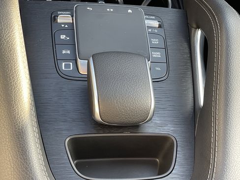 Certified 2025 Mercedes-Benz GLE 450 4MATIC image 35