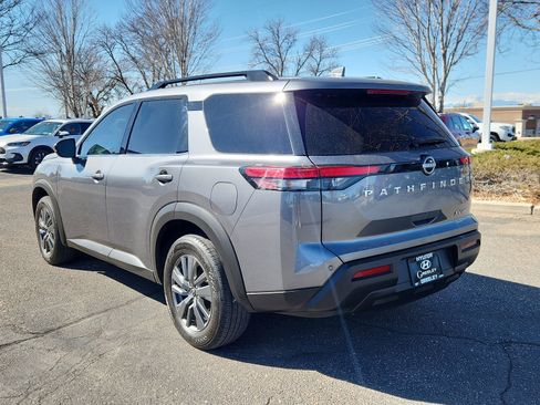 Used 2023 Nissan Pathfinder SV w/ Cargo Package image 3