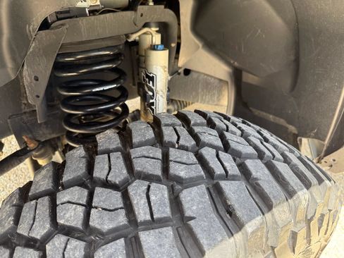 Used 2019 RAM 2500 Laramie w/ Night Edition AWD/4WD image 17