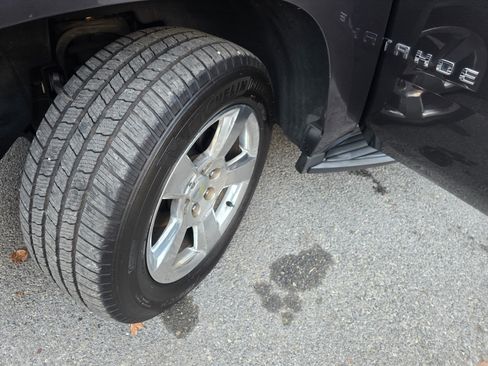 Used 2015 Chevrolet Tahoe LT image 25