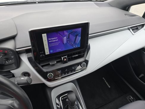 Used 2023 Toyota Corolla SE w/ Carpet Mat Package (TMS) image 13