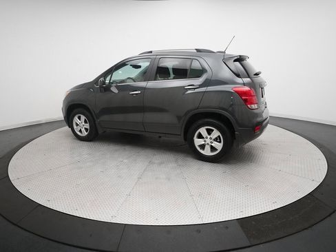 Used 2017 Chevrolet Trax LT w/ Driver Confidence Package image 12
