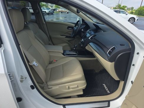 Used 2017 Acura RDX AWD w/ Advance Package image 5