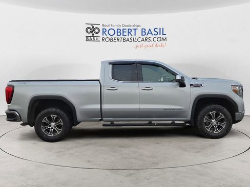 Used 2020 GMC Sierra 1500 SLE w/ SLE Value Package image 6