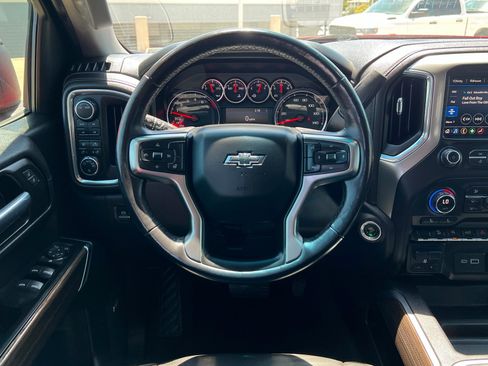 Used 2020 Chevrolet Silverado 1500 LT Trail Boss AWD/4WD image 12