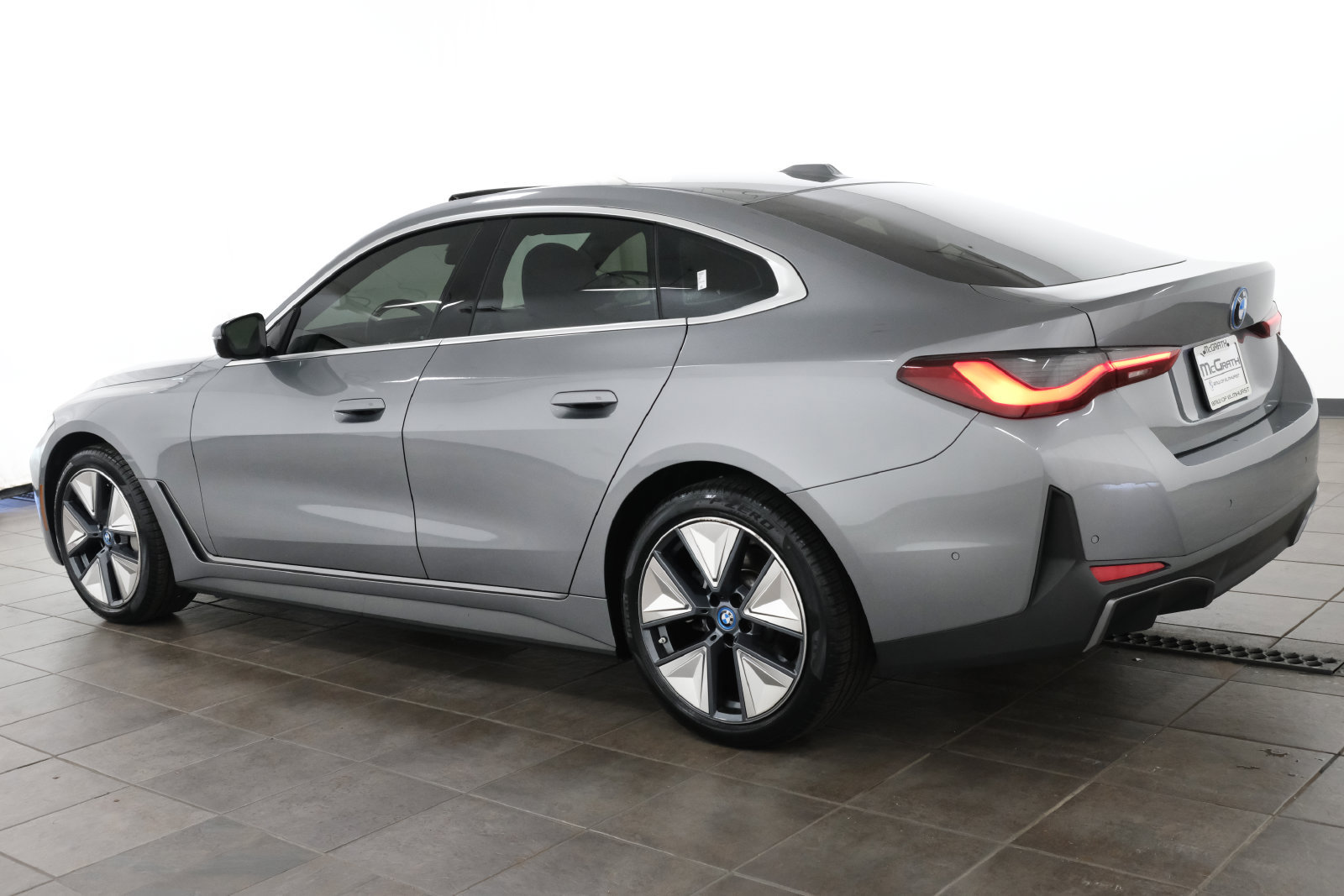 Used 2024 BMW i4 eDrive35 w/ Premium Package RWD image 3