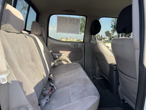 Used 2003 Toyota Tacoma PreRunner image 18