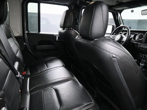 Used 2022 Jeep Wrangler Unlimited Sahara w/ Cold Weather Group image 33